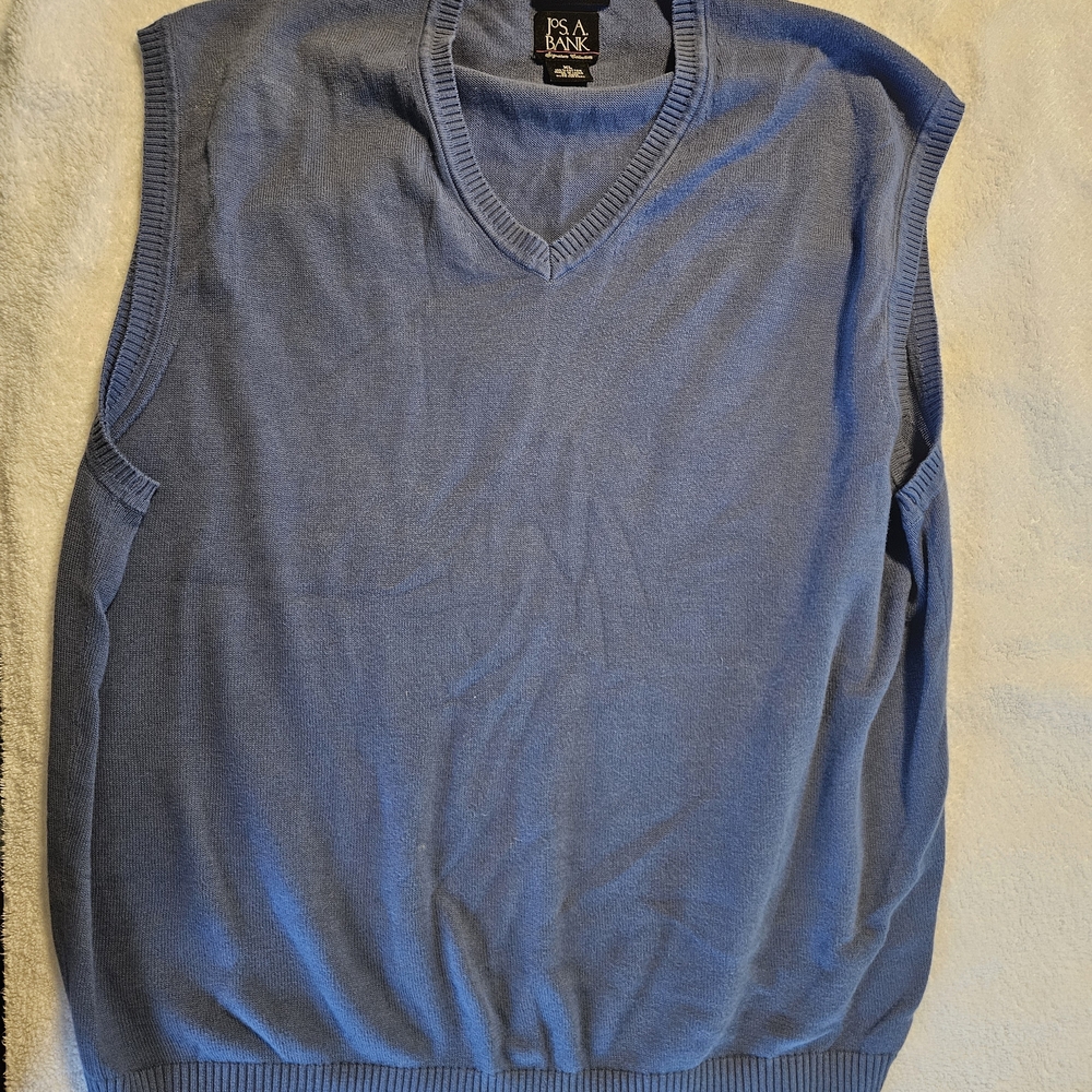 Jos. A. Bank Men's Blue Sweater Vest